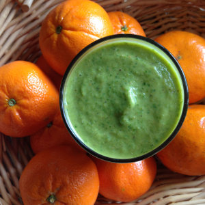 Green juice with oranges 300px